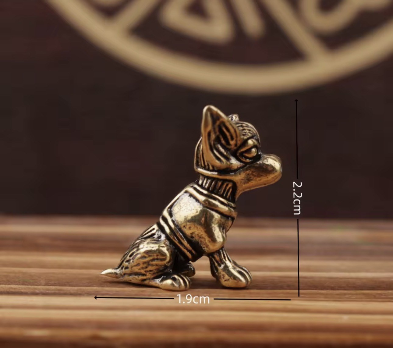 Sitting Dog Mini Idol