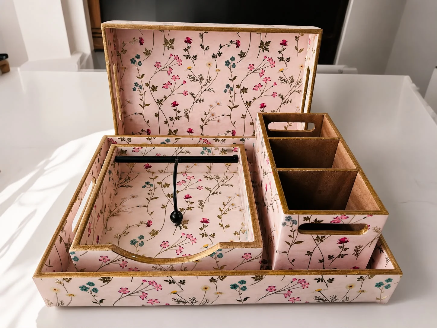Dining Table essentials with 2 Trays, 1 cutlery holder and 1 Napkin holder - Pink Flowers